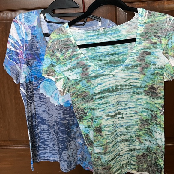 Two 4 1 Size Large Lightweight Tee Shirts NWOT - Picture 2 of 6
